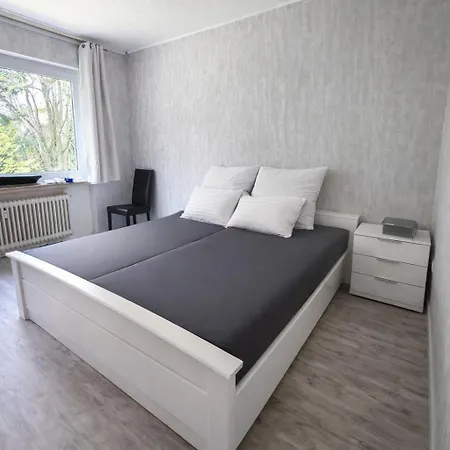 Mit 2 Schlafzimmern - Ideal Fuer Monteure Und Geschaeftsreisende Apartment *