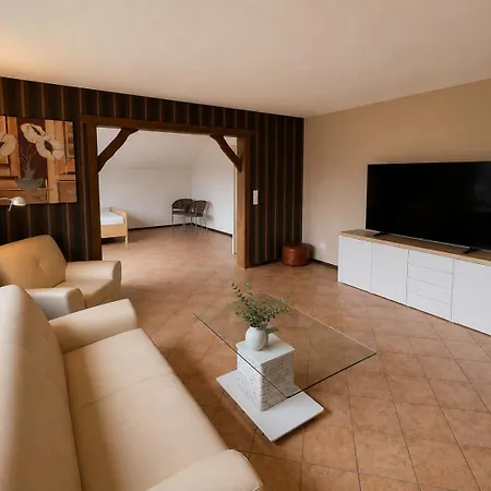 Mit 2 Schlafzimmern - Ideal Fuer Monteure Und Geschaeftsreisende *